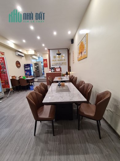 Bán Nhà Mặt Phố Giảng Võ Đống Đa 82m - 6  Tầng - MT 5.1m Giá 42 tỷ