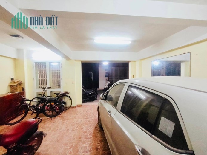 B.Á.N nhà gần BVĐK Hà Đông, phân lô ô tô vào nhà - 5 tầng, rộng 5.8m, chỉ hơn 5ty