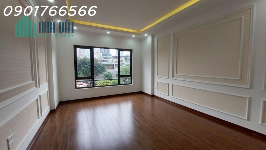 Phân Lô View Hồ, Nhà Đẹp Phố Nguyễn Ngọc Vũ, Quận Cầu Giấy, 64m x 7T, Giá 15 tỷ.