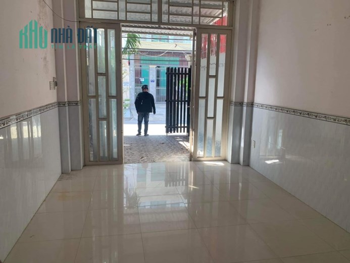 BÁN NHÀ ĐẤT Ngang 8,8m_ MẶT TIỀN đường số Quận 7_  CỰC RẺ  hơn 120tr/m2