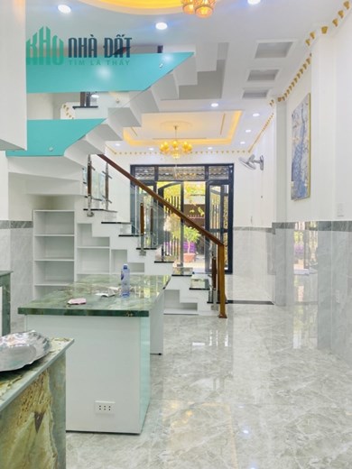 Bán nhà mới 3 tầng BTCT Lê Văn Quời Bình Tân HXH 48m2 chỉ nhỉnh 5 tỷ TL