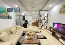 HƠN 4 TỶ - XE HƠI ĐỖ CỬA - SÁT BẾN XE MIỀN TÂY 4X14, 4 TẦNG.