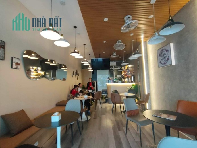 Bán nhà mặt phố Long Biên 6X Ngô Gia Tự chỉ 12,6 tỷ với diện tích 90 m2 mặt phố đẹp