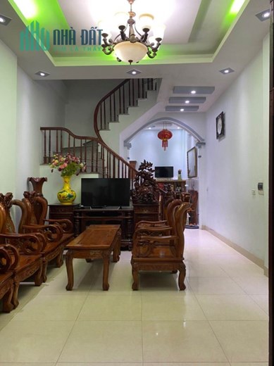 Cần bán nhà Ngọc Trục, Nam Từ Liêm, 50m2, 4 tầng, mt 4.2m, chỉ 2.85 tỷ.