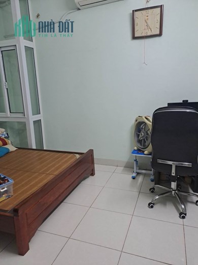 Cần bán nhà Ngọc Trục, Nam Từ Liêm, 50m2, 4 tầng, mt 4.2m, chỉ 2.85 tỷ.