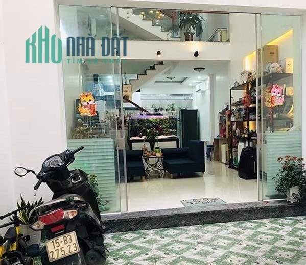 Bán nhà phố Khúc Thừa Dụ - Lê Chân, diện tích 65m 4 tầng, sân cổng, GIÁ 2.8 tỉ