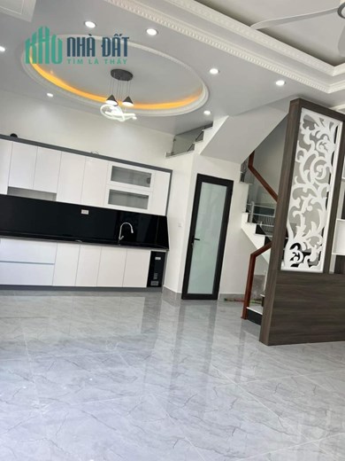 Bán nhà xây mới tinh 4 tầng - Phố Đông An - diện tích 40m, ngay sau mặt ngõ, GIÁ 3 tỉ