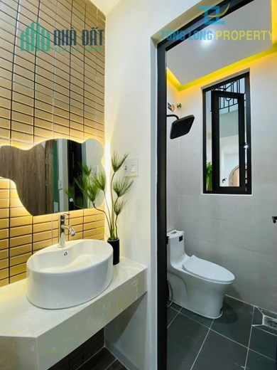 Chào bán nhà 3 tầng 3 mê kiên cố mới kiệt Hải Sơn tặng full nội thất, kiệt ô tô 3m cách đường chính