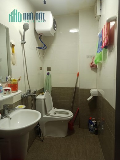 Bán nhà dân xây độc lập chắc chắn -ngõ 225 Ngô Gia Tự, 4 tầng 4 ngủ, GIÁ 2.5 tỉ