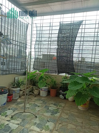 Bán nhà dân xây độc lập chắc chắn -ngõ 225 Ngô Gia Tự, 4 tầng 4 ngủ, GIÁ 2.5 tỉ