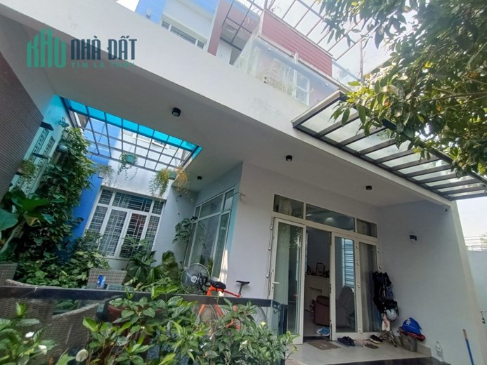 Cần bán giá Tốt Biệt Thự sân vườn Khu VIP Nam Việt Á Quận Ngũ Hành Sơn