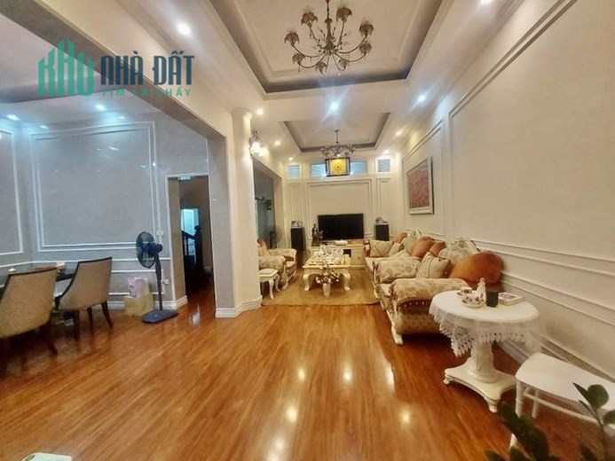 Cực hiếm Cự Lộc Thanh Xuân 120m 3 tầng 4 ngủ ngõ thông gần ô tô ở ngay nhỉnh 9 tỷ lh 0817606560