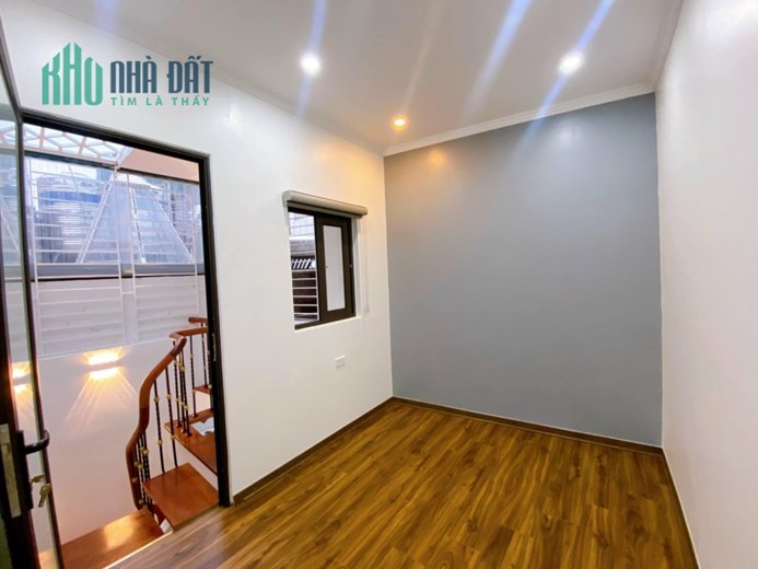 THẬT 100%2.5 TỶ THANH XUÂN QUAN NHÂN HÀNG MINI NHỎ XUYNH Ở LUÔN Ô TÔ GẦN KIẾM ĐÂU RA LH O338781688
