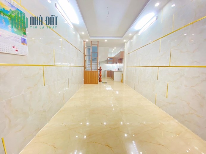 NHÀ PHỐ XUÂN ĐỈNH-GẦN ĐẠI SỨ QUÁN HÀN QUỐC-NGÕ TO RỘNG-33M2- CHỈ 4,2 TỶ
