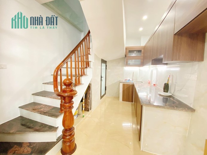NHÀ PHỐ XUÂN ĐỈNH-GẦN ĐẠI SỨ QUÁN HÀN QUỐC-NGÕ TO RỘNG-33M2- CHỈ 4,2 TỶ
