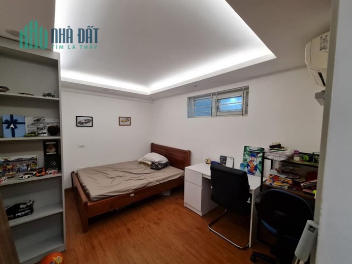 190m Chung Cư 2 Tầng 4 Phòng Ngủ. Penhouse Đẳng Cấp Trung Tâm Hà Nội Giá Nhỉnh 6 Tỷ. Chủ Tặng Full