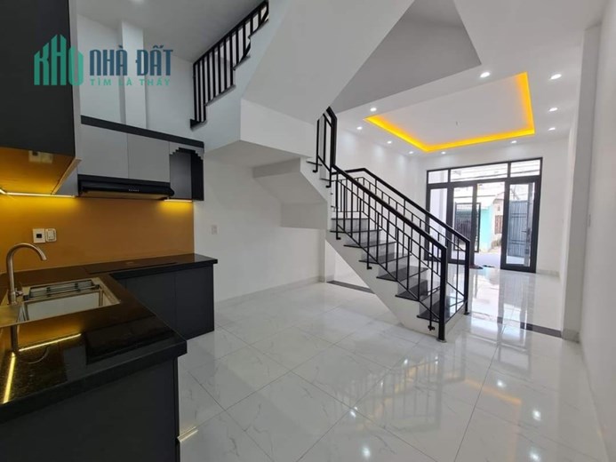 Nhà mới xây 71m2 3 tầng kiệt 3m 4PN gần chợ HK 2.ty75