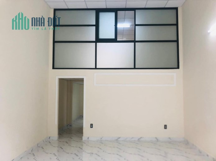 HẺM Ô TÔ NGỦ TRONG NHÀ NGAY SÁT MẶT TIỀN NGUYỄN SƠN - 51M2 - NGANG 4.4M - KHÔNG LG,QH