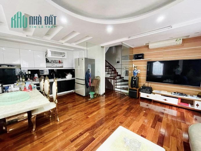 Bán Nhà Yên Lạc – Gara Ô Tô – Lô Góc – Kinh Doanh – Nội Thất Đẹp – 68m2 – 16 Tỷ