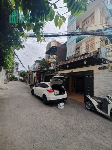 CHỈ CÁCH QUẬN 1, QUẬN 5 KHOẢNG 500M - TRUNG TÂM QUẬN 8- DT 125M2