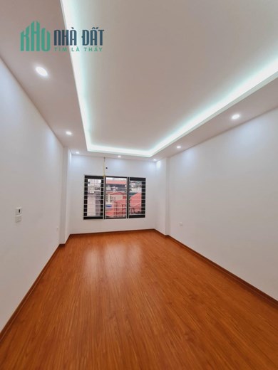 Nhà Nguyễn Công Hoan - Ba Đình. 6T, thang máy, ngõ rộng thênh thang, 7,4 tỷ.