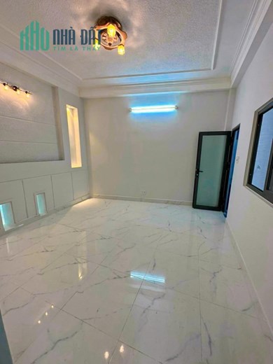 Bán nhà HXH Hoàng Hoa Thám Bình Thạnh, Giáp Q.1 - 4.5x12m - 7.9 tỷ