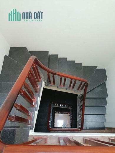 Chỉ 4.2 tỷ có nhà đẹp Full Nội thất phố Lê Quang Đạo 44m2 x 5T, ngõ thông, gần ô tô.