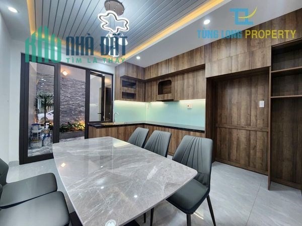 Chào bán căn nhà vừa hoàn thiện 3 tầng 3 mê lệch kiệt o tô 7m Tôn Đức Thắng, Liên Chiểu.