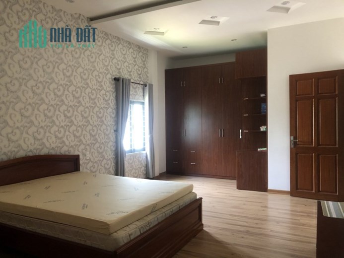 Bán Biệt Thự 3 tầng khu Nam Việt Á Quận Ngũ Hành Sơn Giá rẻ chỉ 14,5 tỷ