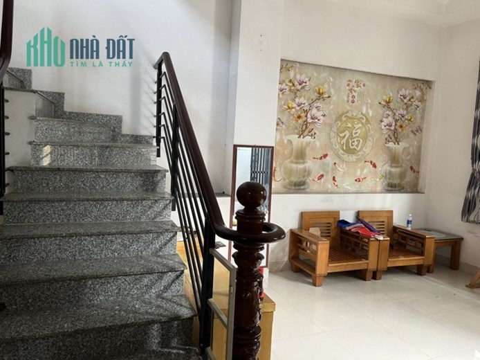 CẦN BÁN NHÀ 1 TRỆT 2 LẦU, đường Gò Cát, Phường Phú Hữu (Quận 9 cũ), Thành phố Thủ Đức