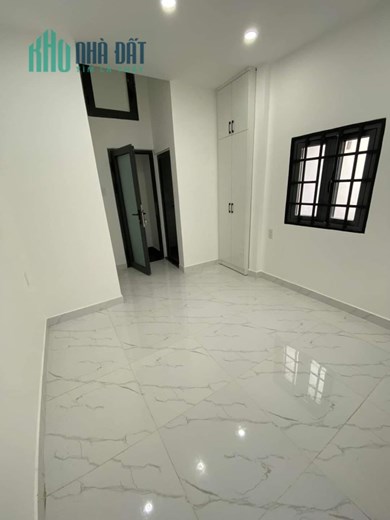 BÁN GẤP NHÀ QUẬN 7 CHỈ 2.8 TỶ