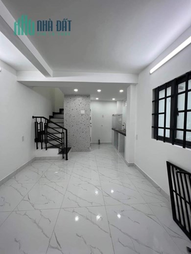 BÁN GẤP NHÀ QUẬN 7 CHỈ 2.8 TỶ