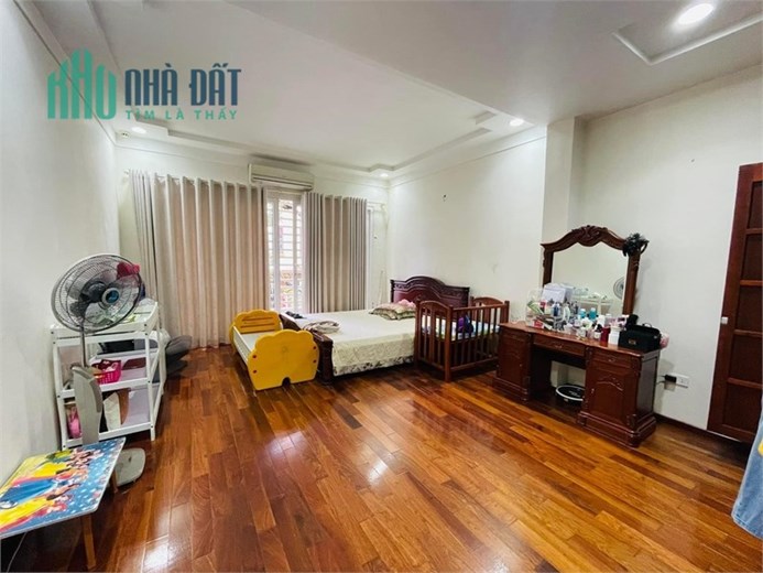 HÀM CÁ MẬP 114m2 công viên 1/6, lô góc 3 mặt ô tô tránh, kinh doanh, nhỉnh 20 tỷ