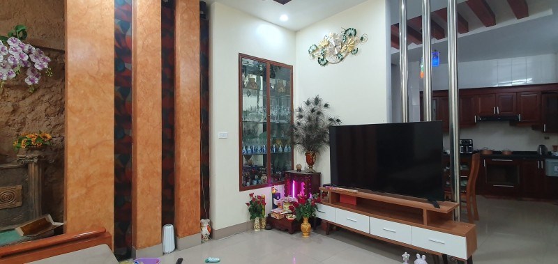 HIẾM QUẬN BA ĐÌNH PHỐ HOÀNG HOA THÁM 70M 4 TẦNG MT 5M 3 MẶT THOÁNG Ở NGAY GIÁ 5.99 TỶ lh 0975124520
