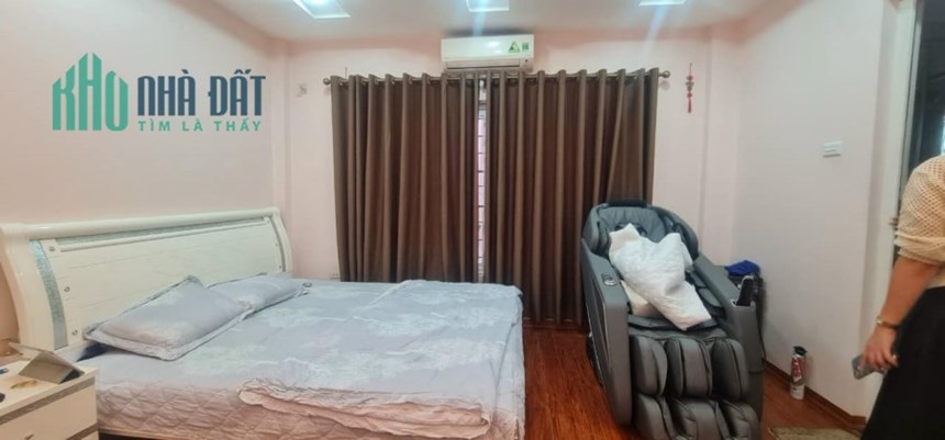 Bán căn nhà 96m2 phố Âu cơ, Tây Hồ ngõ Ô tô tránh 10m Lô góc Duy nhất 1 căn 7.4 Tỷ