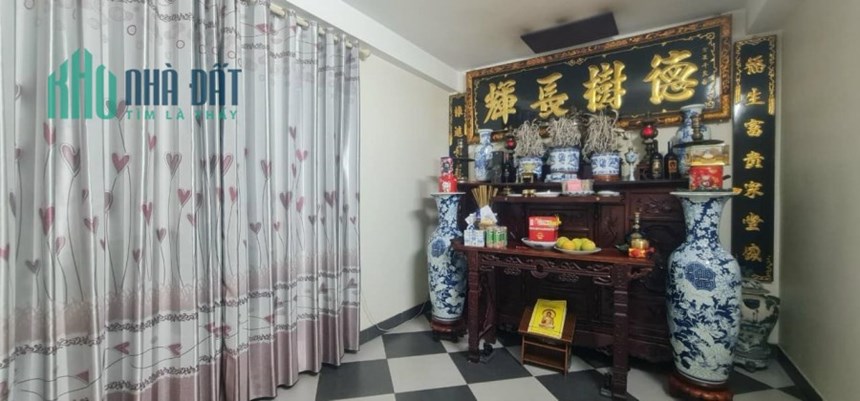 Bán ngôi nhà 92m2 phố Âu cơ, Tây Hồ Ô tô tránh 10m Lô góc Giá hấp dẫn 7 Tỷ