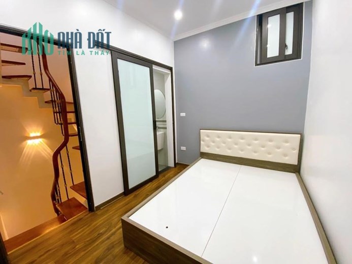 Nhà đẹp Quan Nhân, 4 tầng, 3 ngủ, đủ nội thất, nhỉnh 2 tỷ