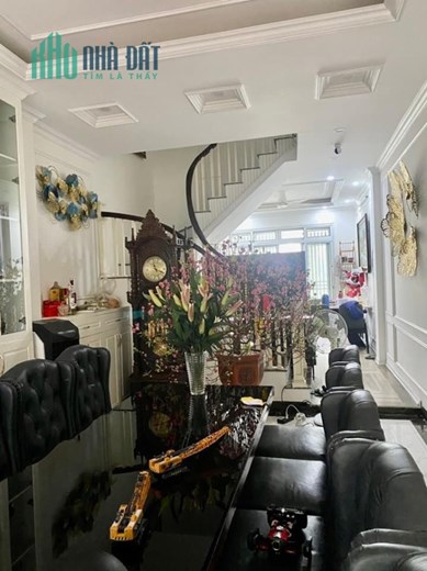 Bán nhà phố Bạch Mai, cực gần phố, ngõ thông đẹp, 48m Giá 5,2 tỷ