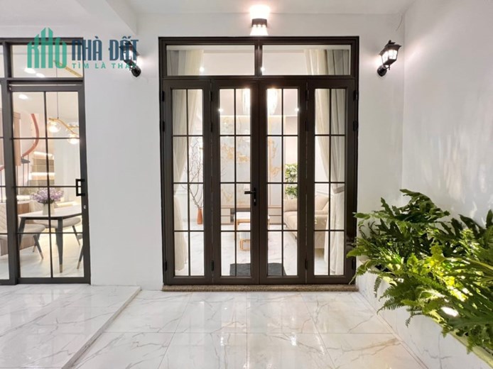 GẤP Cự Lộc 51m2, 4 ngủ, đủ nội thất, bán nhanh 4.7 tỷ