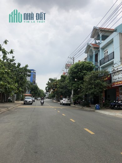 HIẾM 539M. NGANG 17M. MT ĐƯỜNG THỐNG NHẤT. BÌNH THỌ TP THỦ ĐỨC, DÒNG TIỀN 80TR/TH. GIÁ HƠN 80 TỶ