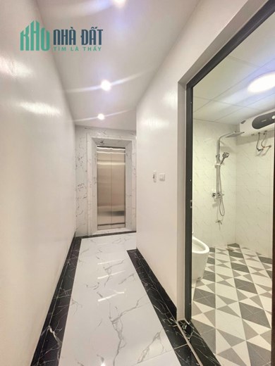 Bán ngôi nhà 43m2 Mặt phố Thụy Khuê, Tây Hồ Gara Ô tô tránh Mặt tiền đẹp Kinh doanh đỉnh 11.3 Tỷ