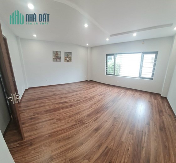 Bán nhà 46m2 Mặt phố Thụy Khuê, Tây Hồ Gara 2 Ô tô tránh Vỉa hè Kinh doanh tốt 11.4 Tỷ