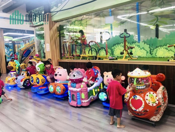Cần nhượng lai trường mẫu giáo cao cấp khu vực Cẩm Lệ doanh thu 780 triệu/ tháng.