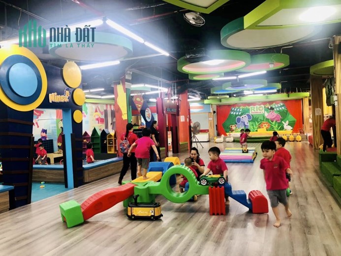 Cần nhượng lai trường mẫu giáo cao cấp khu vực Cẩm Lệ doanh thu 780 triệu/ tháng.