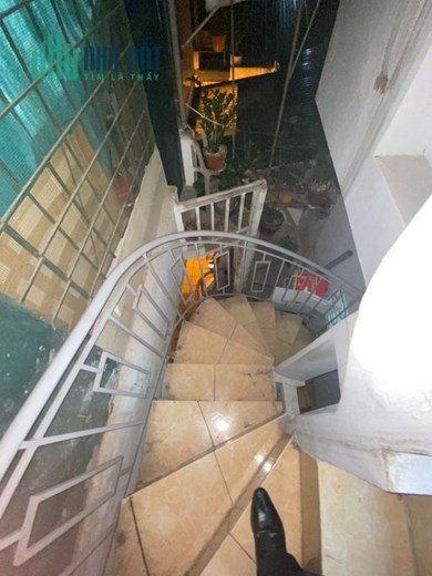 Bán nhà sổ đỏ chính chủ 5 tầng phố Hồng Mai, trung tâm quận Hai Bà Trưng, thông các phố Bạch Mai,