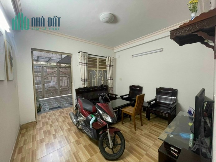 BÁN NHÀ hẻm XE HƠI tránh _ 81m2, Nguyễn Thị Thập Quận 7_ NHỈNH 9 Tỷ