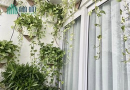Bán Căn hộ CC  Học Viện Quốc Phòng - Đường Nguyễn Văn Huyên - Lô góc 137m2 3N3WC - Giá 5.99 tỷ