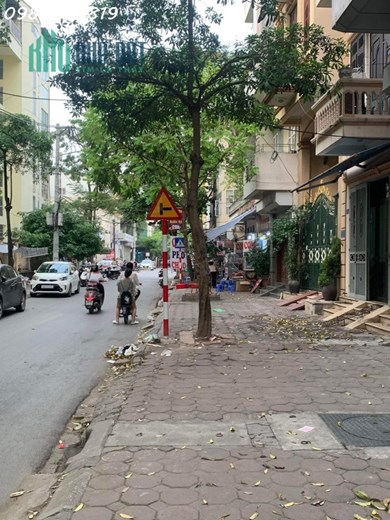 MẶT PHỐ - KINH DOANH -VỈA HÈ Ô TÔ TRÁNH - ĐỐI DIỆN CỔNG BỆNH VIỆN ĐA KHOA HÀ ĐÔNG, PHỐ BẾ VĂN ĐÀ,