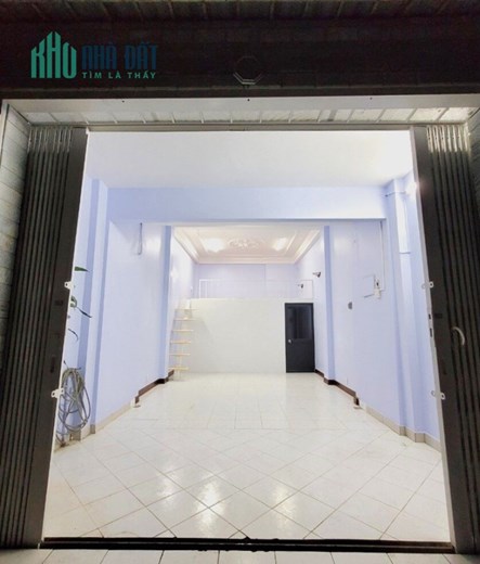 CẦN SANG MẶT BẰNG TRỐNG HOẶC SANG QUÁN