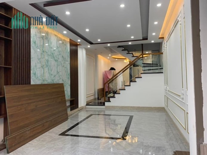 Bán nhà xây mới tinh Nguyễn Văn Linh, đường nhựa 7m, 50m 4 tầng, GIÁ 4.2 tỉ gần Chợ Hàng